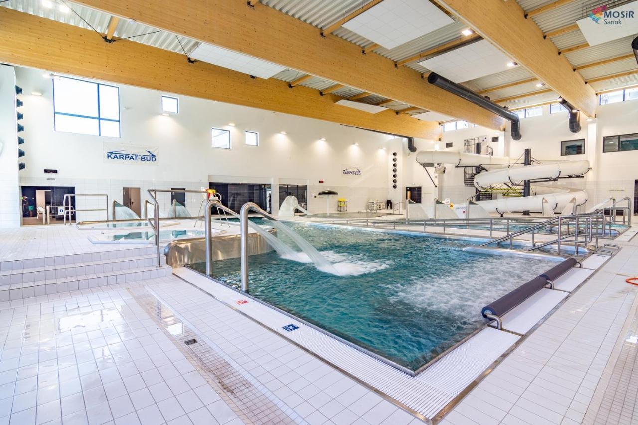 Dom Sportowca Blonie - Mosir Hotell Sanok Exteriör bild